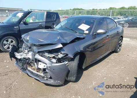 2017 Alfa Romeo Giulia Ti Rwd z USA, uszkodzony, nr VIN ZARFAECN6H7558472